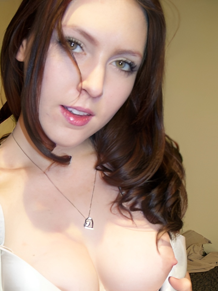 Индивидуалка Эмиля, доступна для личного знакомства от 3000 руб