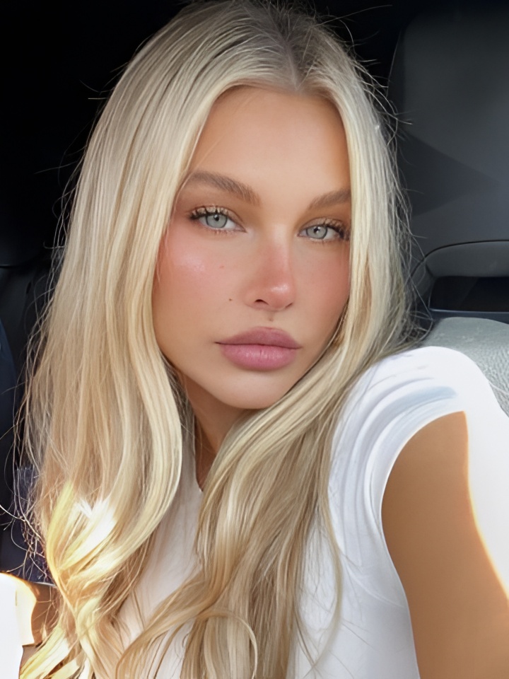 Стефания привлекальеная девушка из Руза цена от 3000 руб