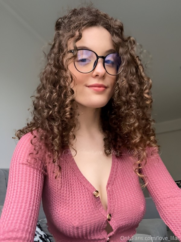 Эвелина привлекательная девушка из Руза цена от 1500 руб