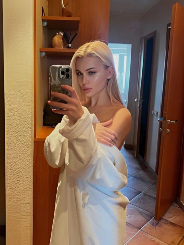 Тая привлекательная девушка из Руза цена от 3000 руб